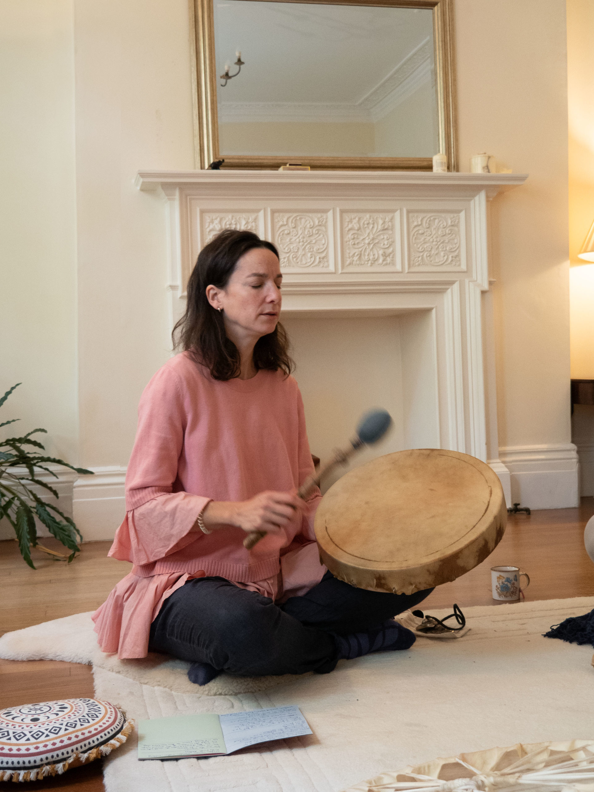 Amelie Thevenet drumming at the School of Meditation in London